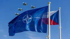 NATO přechází k článku 4 kvůli konfliktu s Ruskem. Co to znamená pro Českou republiku?